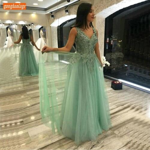 Sexy Light Green Evening Dresses V Neck Lace Appliqued Tulle A Line Long Evening Gowns Custom Made 2020 Women Party Formal Dress