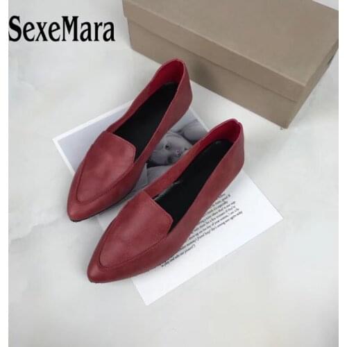 SexeMara New 100% Genuine Leather Women Flats shoes Comfortable soft Pointed Toe Solid Pregnant Driving Ladies Loafers Shoes