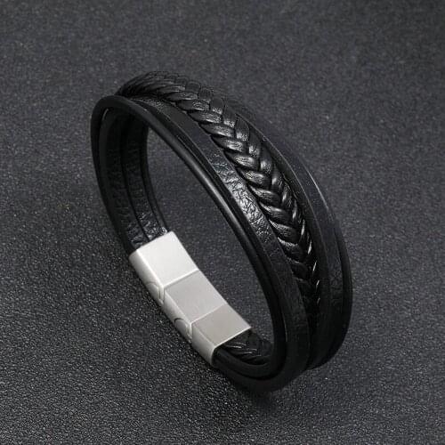 Leather Punk Bracelet with Magnetic Buckle Black Vintage Wrap Bangles for Men Accessories 21cm Jewelry