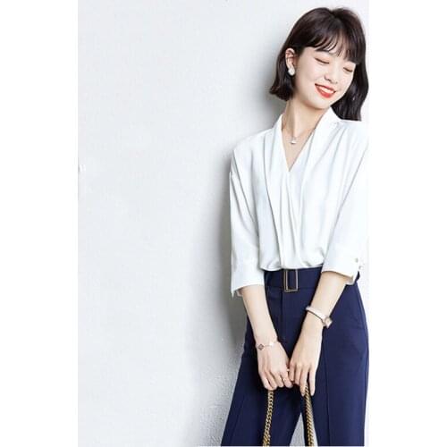 Blouses 2021 Summer Half Sleeve Korean Fashion V-Neck White Chic Chiffon Womens Shirt Top Femme