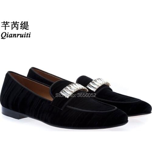 Qianruiti Zapatillas Hombre 2019 Breathable Smoking Shoes Casual Round Toe Slip On Footwear Velvet Black Crystal Diamond Loafers