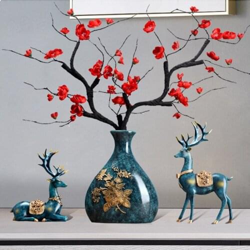 Resin desktop Small place The plum blossom The vase Sika deer model Chinese wind mascot living room decorations for home