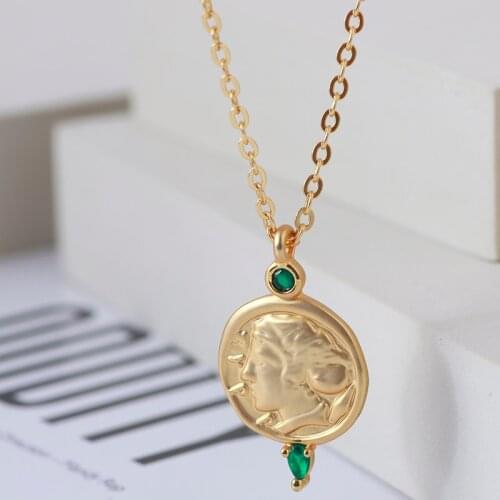Brass With 18 K Gold Green Stone Coins Pendant Necklaces Women Jewelry Punk Party Designer Club Cocktail Party Japan