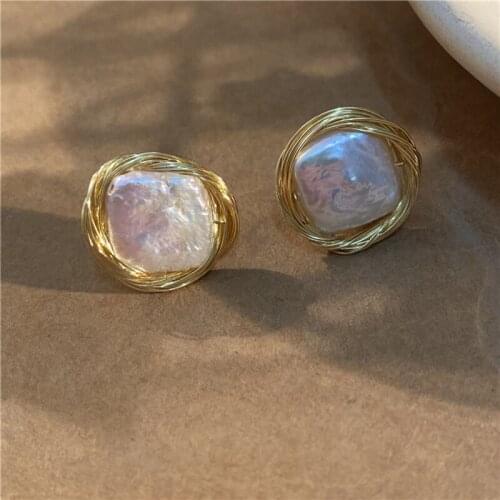 YuDingGe-Boutique Natural Pearl Wire Rimmed Stud Earrings