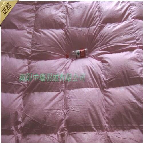 Goose down quilt 220*240cm& 95% white goose down 80 pure cotton satin fabric quilt & winter quilt one piece paypal accepted