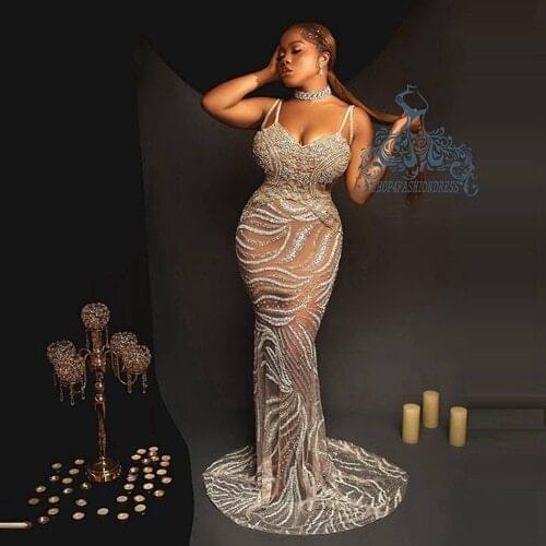 Sexy See Thru Crystals Mermaid Evening Dresses Spaghetti Strap Rhinestone Beaded Long Prom Gowns Sparkle Formal Dresses