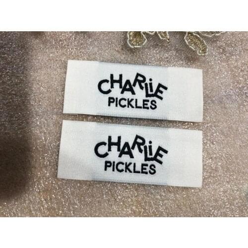 Free shipping Customized garment clothing tags /Woven Labels/ custom clothing labels/main labels/damask label