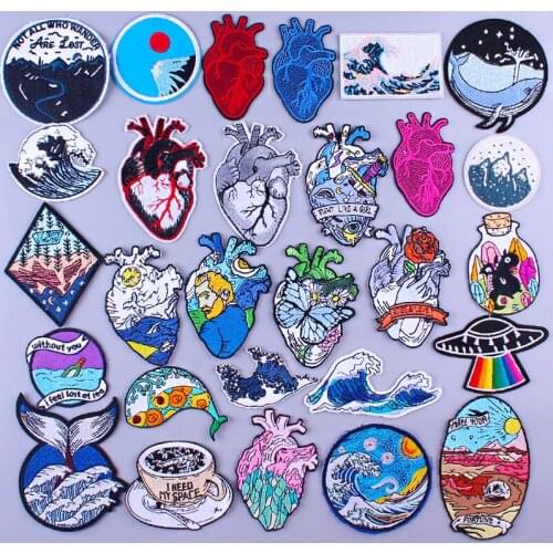 Heart Patch Stripes Applique Iron On Patch Van Gogh Embriodered Patches Clothing Mountain Outdoor Adventure Wave Badges Stickers