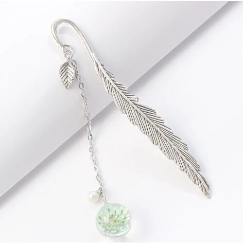 Dried Flower Specimen Bookmark Vintage Feather Reading Mark Metal Book Clip Hanging Beautiful Bookmark for Book Tassel