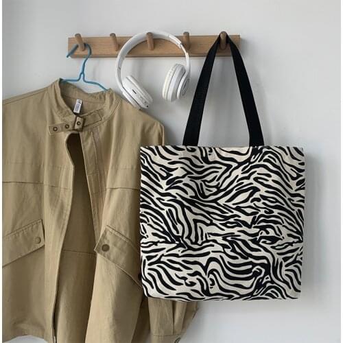Yeqofcd Womens Tote Zebra Pattern Cotton Canvas Shoulder Bag Zipper Carrying Shopping Bag Large Capacity Handbag Schoolbag