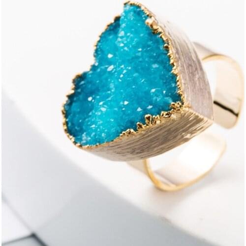 Trendy Light Yellow Gold Color Irregular Shape Cluster Crystal Dyed Resizable Finger Ring Love Heart Jewelry