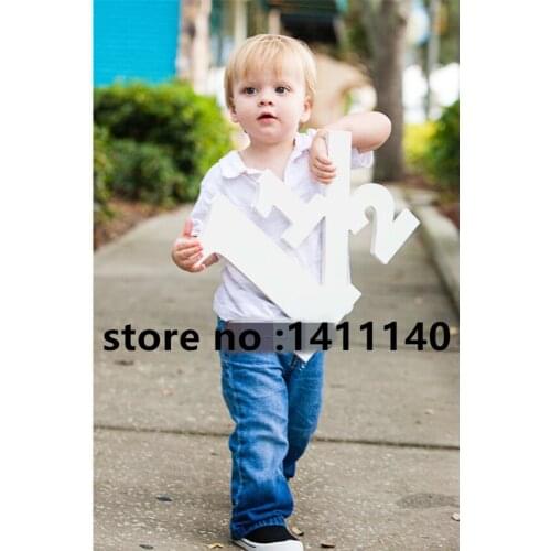 Free shipping 18 monthes baby birthday decoration number white acrylic wood letter photo props baby shower favors