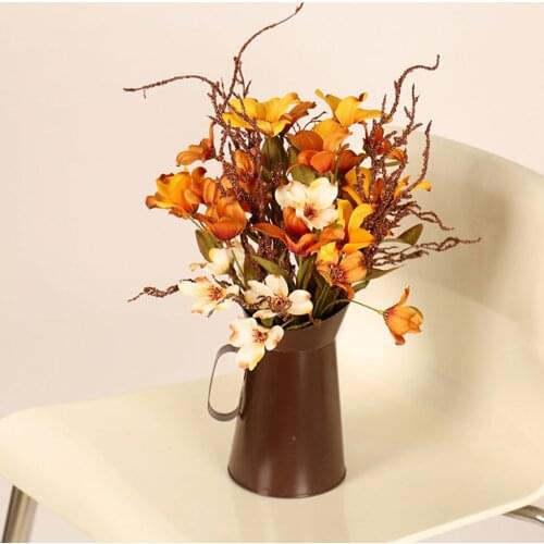 Artificial Silk Flowers Bouquet with Iron Vase for Wedding Party Thanksgiving Party Decoration Home Office Room Table Ornament