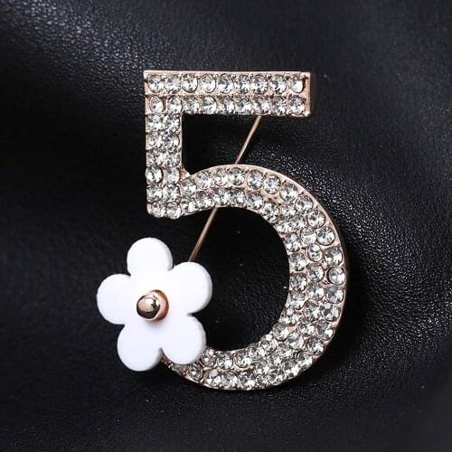 Women Girls Elegant Bride Number 5 Crystal Rhinestone Alloy Brooch Dress Pin for Women Clothing Accessories Bijoux Bijouterie