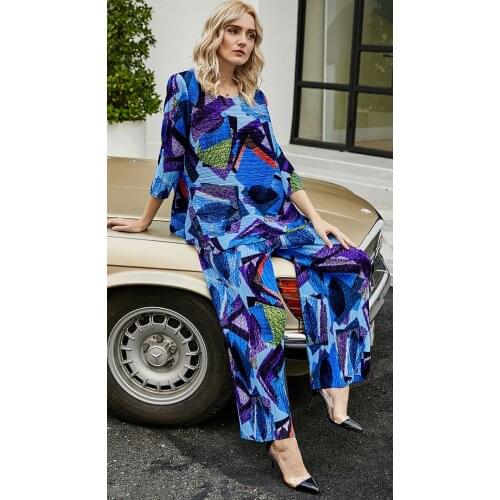 HOT SELLING Miyake Fashion fold three quarter o-neck T-shirt + ankle-length pants print suit IN STOCK