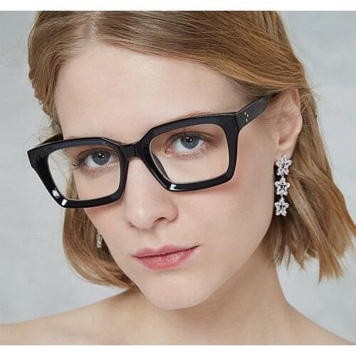 Vintage Rivet Frame Clear Glasses Women Trending Styles Brand Transparent Lens Black Myopia Computer Eyewear Fashion glasses
