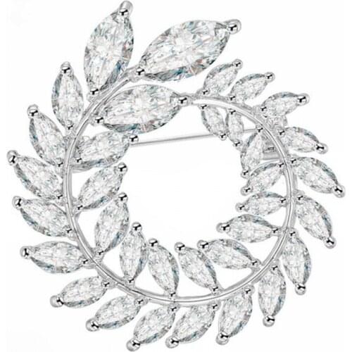 Cubic Zirconia Wreath Women Brooch Gold Color Leaf Circle Elegant Pin Dress Suit Accessories Clear Crystal Fashion Jewelry Gifts