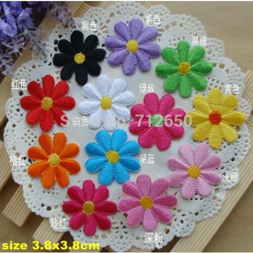 New arrival 10 pcs 12 colors flowers Embroidered patches iron on cartoon Motif Applique hat bag shoe embroidery accessory