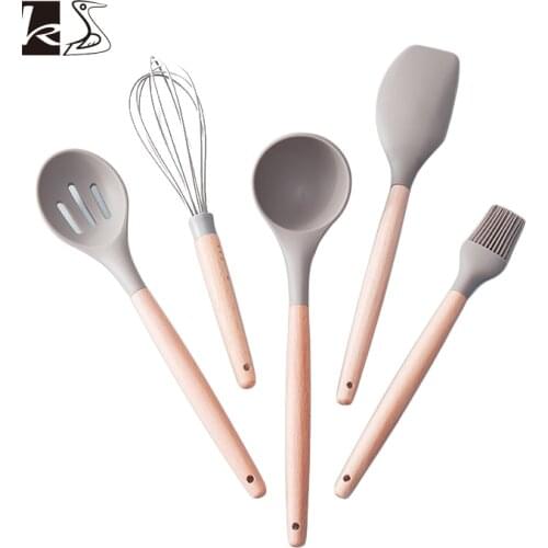 Silicone Kitchenware Silicone Utensils Shovel Spoon Strainer Eggbeater Oil brush Scraper For Non-stick Pan Cookware Heat Resist