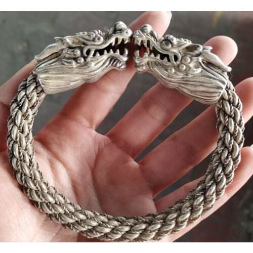 Antique Tibetan old silver Miao nationality silver dragon head bracelet bracelet twisted silk-shaped old object