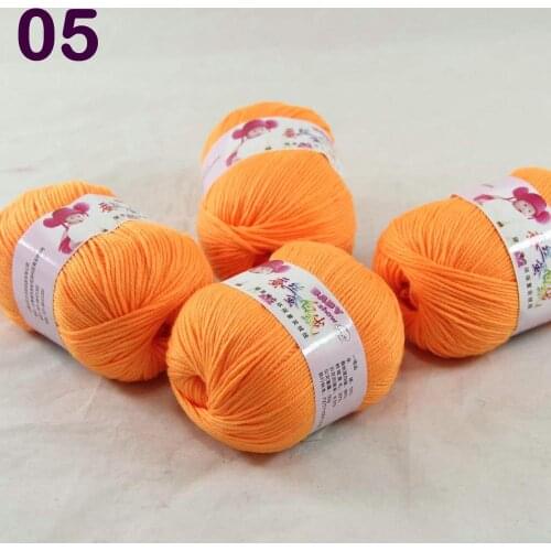 Color optional 4 ballsX50g Cashmere Silk velvet Children Hand kintting Yarn 1805 Orange