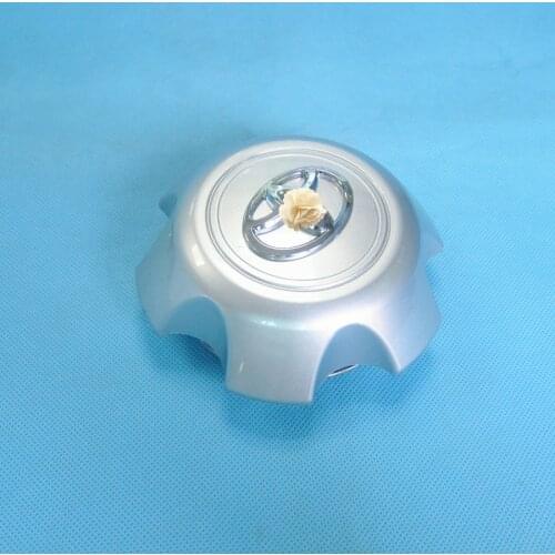 Car body 4260B-60180 wheel hub middle emblem cap center logo symbol for Toyata Land Cruiser Prado 2009-2017 GRJ150 TRJ152