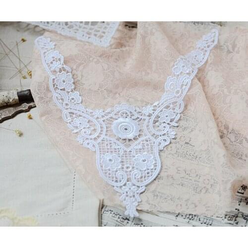 1 Piece 21.5*24cm White Embroidered Lace Collar Neckline Venise Applique Embroidery Sewing on Patches Sewing Fabric Accessories