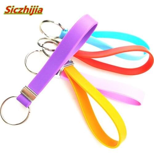 Hot silicone hand strap fashion keychain for Skoda Octavia Fabia Rapid Superb Yeti Roomster