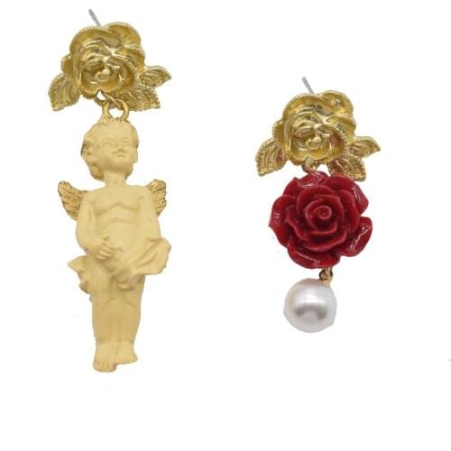 Personalized Design Little Angel EarringsIns Retro Asymmetrical Earrings Female Baroque Earrings Tide