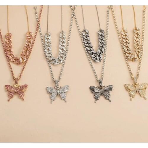 Retro Double Layer Necklace Colorful Butterfly Pendant Necklace for Women Fashion Ripple Collar Necklace Jewelry Gift