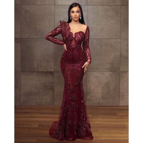 Burgundy 2021 Mermaid Prom Dresses Sheer Neck Lace Appliqued Beaded Crystal Vintage Women Plus Size Formal Evening Gowns