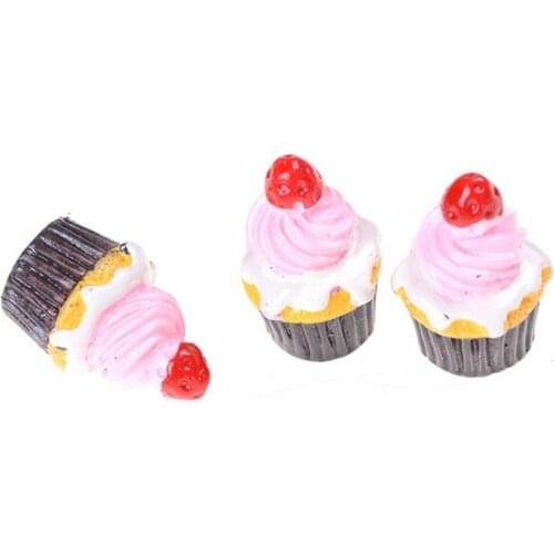 3Pcs Cute Food Models Strawberry Cakes Dollhouse Dessert Accessories 2cmx2cmx2.5cm