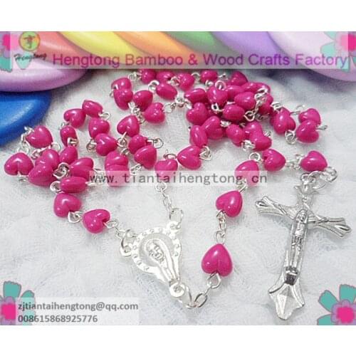 Free ship religious pink plastic heart bead rosary,rosary with metal virgin mary center, heart rosary N1356