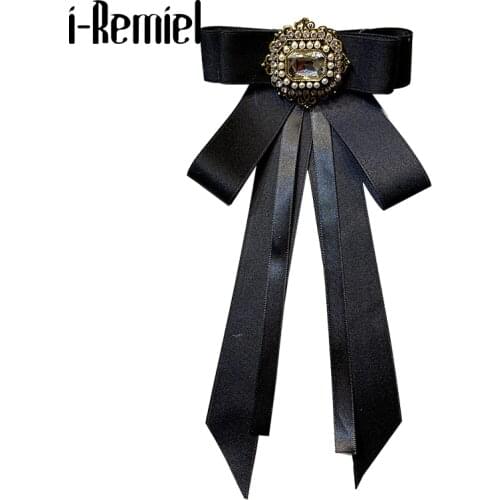 Korean British Ribbon Crystal Bowtie Brooch for Women and Men Fabric Bow Tie Badge Shirt Lapel Pin Fashion Clothing Accessories