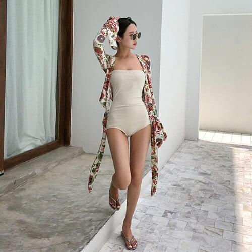 Swimsuits Woman 2019 One Piece Piecework Swimsuit Monokini Women Womens Korean New Three Printed Horn Long Sleeve Flying