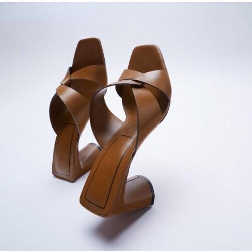 Women Brown Summer Designer Shoes Thick Heel Cross Upper Womens Sandals Quality Leather