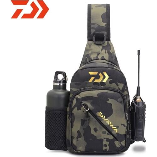 2020 Daiwa Fishing Mens Chest Bag Shoulder Bags Fashion Crossbody Bag Multifunction Small Backpack Camouflage Fishing Mens Bag
