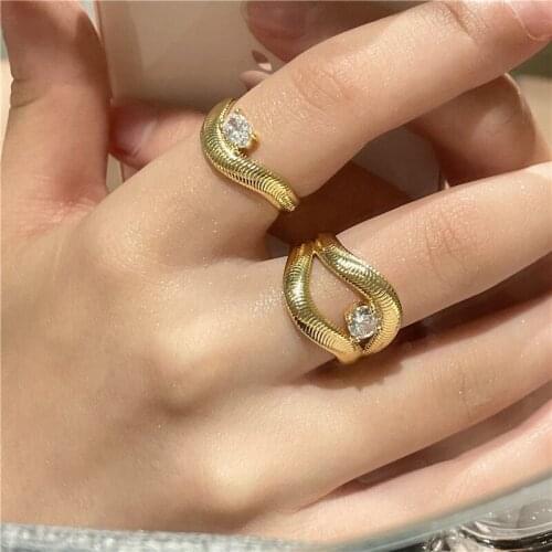 SRCOI Simple Metal Wave Ring With Clear Rhinestone For Women Wedding Party Gifts Double Layer Snake Bone Chain Ring New Arrive