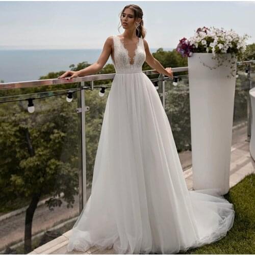 Civil V-Neck Wedding Dress 2021 A-Line Lace Appliques Pleat Chiffon Backless Sweep Train Formal Bridal Gown Vestidos De Noiva