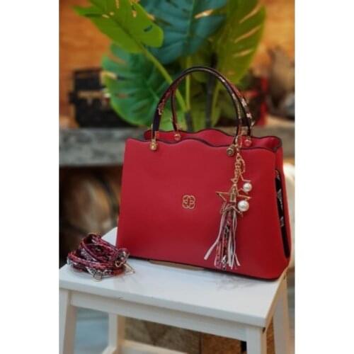 Hand and Shoulder Bag for Women Adjustable Strap Leather Color Multi Pocket High Quality Stylish And Elegant Design Summer