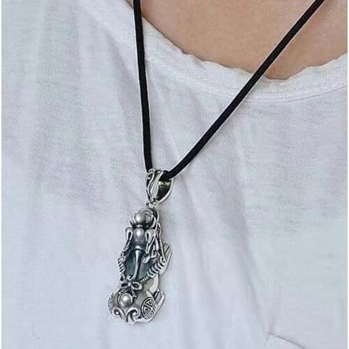 Luxury Chinese Vintage Pixiu Lucky Pendant Necklace Jewelry Pi xiu Bring Wealth Lucky Animal Charm Necklaces for Men 2021 wishes