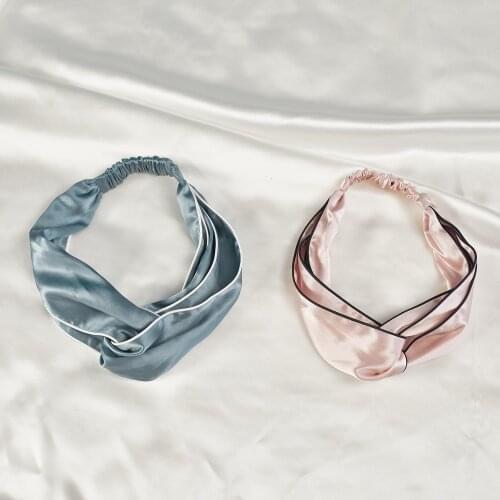 Silk hair tie