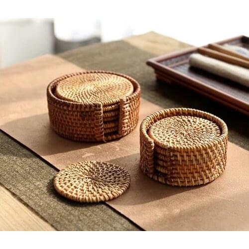 1PCS Handmade Round Natural Rattan Coasters Kitchen Insulation Pad Bowl Mats Table Decoration
