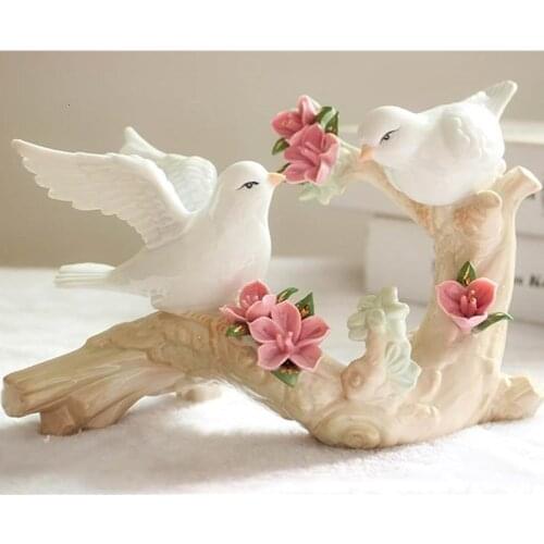 Ceramic Pigeons Bird Figurines White Dove Ornament Crafts Decoration Porcelain Animal Figurine Home Decoration