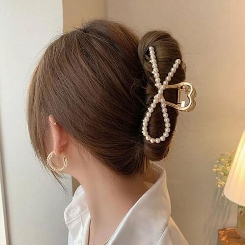 South Koreas new net red temperament pearl hairpin female summer back head catch hairpin hairpin shark clip