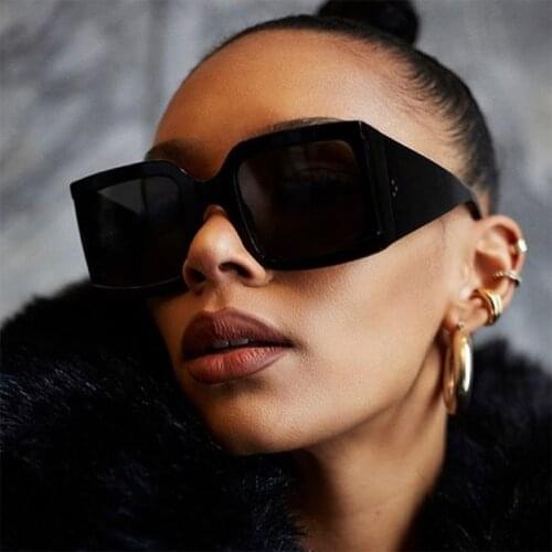 Fashion Oversized Rivet Square Sunglasses Women 2020 Luxury Brand Elegant Black Sun Glasses Men Gradient Wide Leg Shades Goggles