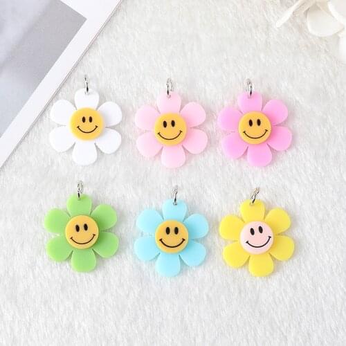 12 Pcs Acrylic Sun Flowers Charms Flatback Crafts Fashion Jewelry Findings for Earrings Keychain Diy