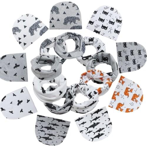 1 Set Baby Hat Scarf Cotton Kids Hat Autumn Winter Children scarf-collar Boys Warm Beanies Cartoon Print Infant Hats New Scarves