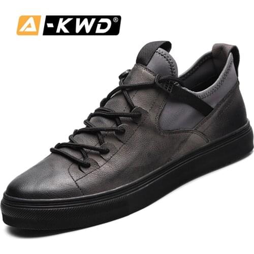 Fashion Shoes 2019 Grey Elevator Shoes for Men Leather Zapatos Hombres Casual Man Shoes Leather Genuine Breath Mens Sports Shoes