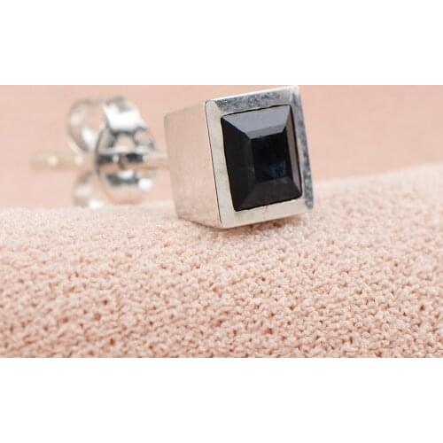 Sapphire 14K Gold Earring